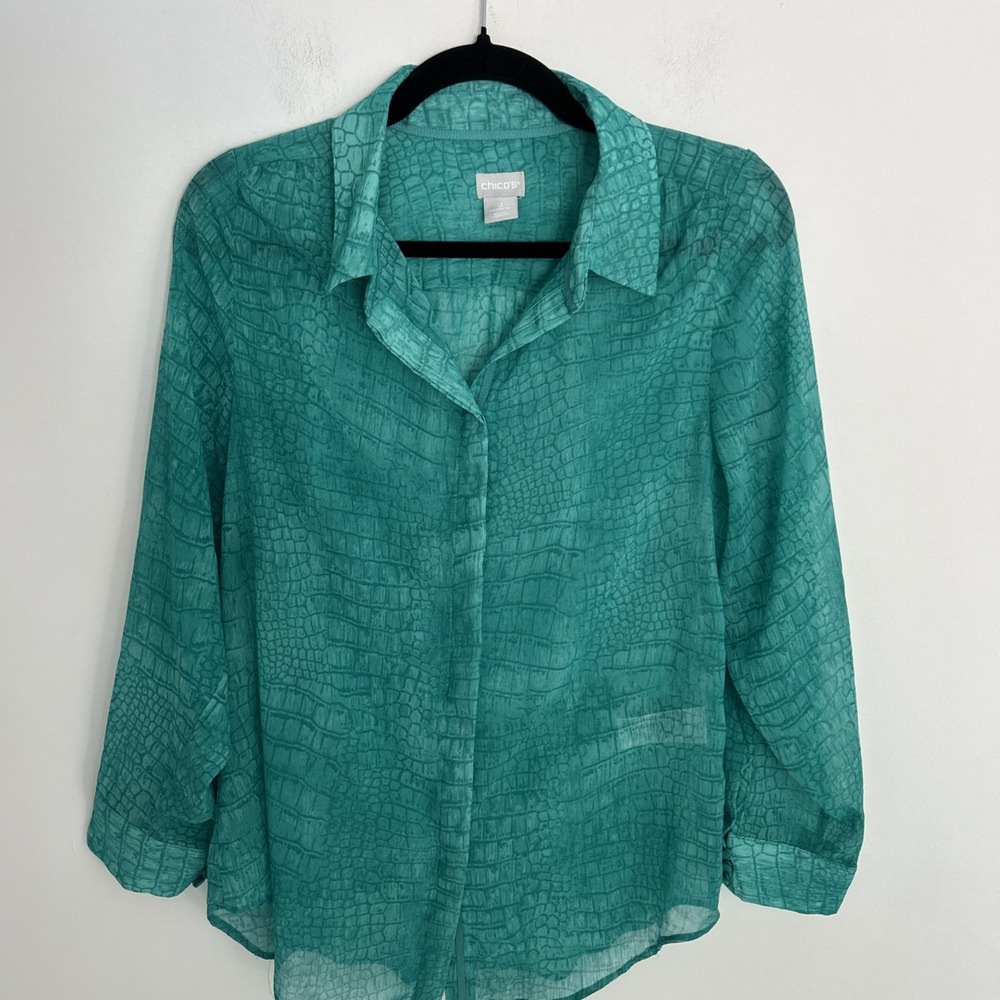 Chicos 0/S Teal Green Collared Long Sleeve Semi-sheer Snake Print Button Up Blou